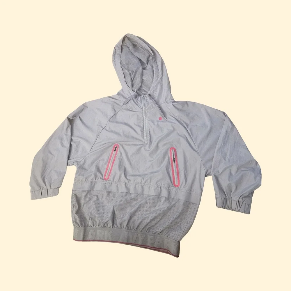 Ivy Park Windbreaker Womens Medium Gray Pink‎ Hooded Pullover